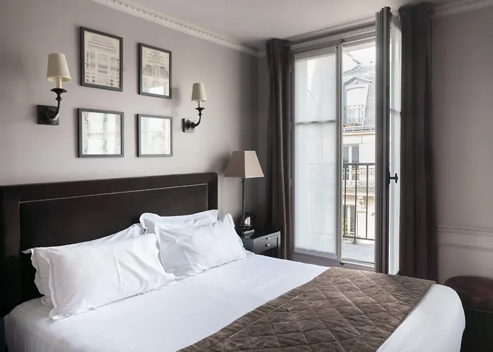 Hotel Saint-Louis Pigalle Parigi